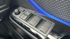 Toyota C-HR 2.0 Hybrid Dynamic 5dr CVT Hybrid Hatchback